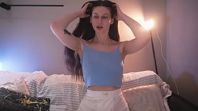 Snapshot of milanabaileys_ chatting on 11/29/25, 11:24 milanabaileys online show from 11/29/25, 11:24