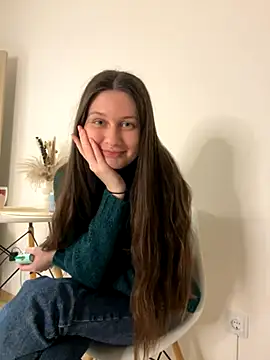 Snapshot of milanabaileys_ chatting on 11/30/25, 05:39 milanabaileys online show from 11/30/25, 05:39