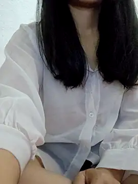 Snapshot of Maria2299 chatting on 04/08/26, 05:24 Maria2299 online show from 04/08/26, 05:24