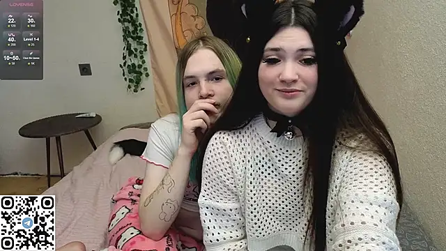 Snapshot of mirana_blade chatting on 10/30/25, 11:44 mirana blade online show from 10/30/25, 11:44