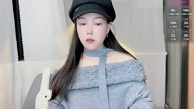 Snapshot of Bella_Ava chatting on 12/01/25, 06:24 Bella Ava online show from 12/01/25, 06:24