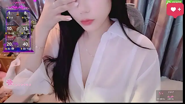 HanaYourlove online show from 06/09/26, 12:55