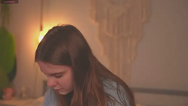 Snapshot of Lu__Lane chatting on 10/17/25, 08:17 Lu Lane online show from 10/17/25, 08:17