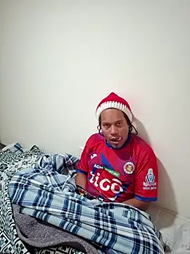 Snapshot of uratre chatting on 12/15/25, 04:55 uratre online show from 12/15/25, 04:55