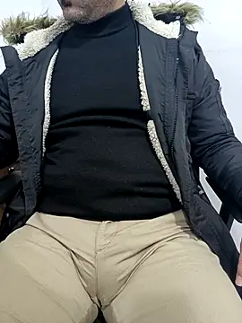 Snapshot of Yaman_33 chatting on 02/11/26, 06:51 Yaman 33 online show from 02/11/26, 06:51