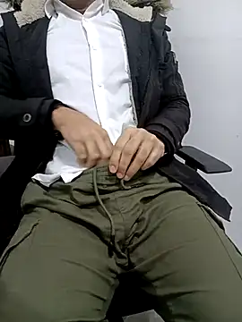 Snapshot of Yaman_33 chatting on 02/20/26, 05:59 Yaman 33 online show from 02/20/26, 05:59