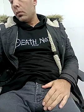 Snapshot of Yaman_33 chatting on 03/03/26, 06:19 Yaman 33 online show from 03/03/26, 06:19