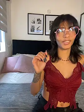 TweetiePieXXX online show from 03/13/26, 09:21