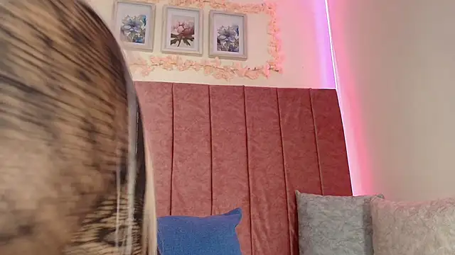 Barbiie 98 online show from 04/24/26, 02:52