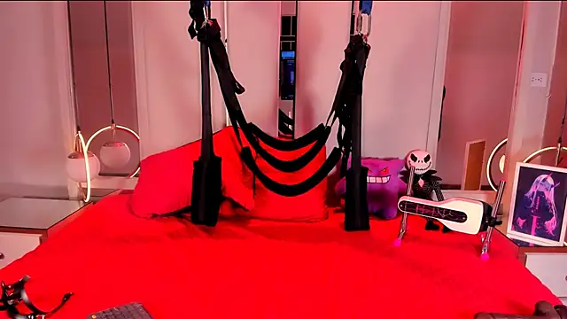 VesperVelvet online show from 02/13/26, 08:49