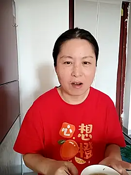 chengcheng12 online show from 10/03/25, 01:24