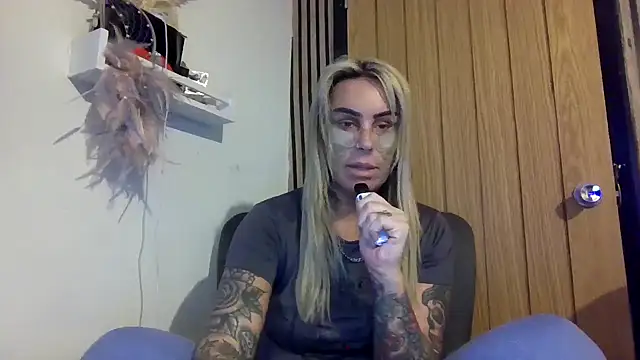 poppyinga1 online show from 02/23/26, 04:48