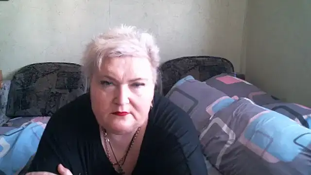 Snapshot of Lana555 chatting on 05/15/26, 06:20 Lana555 online show from 05/15/26, 06:20