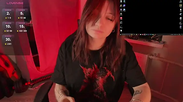 Snapshot of Melante chatting on 03/16/26, 11:09 Melante online show from 03/16/26, 11:09