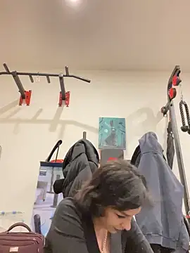 Piggiteablacktea online show from 11/19/25, 09:15