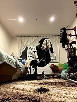 Snapshot of Piggiteablacktea chatting on 01/18/26, 06:12 Piggiteablacktea online show from 01/18/26, 06:12