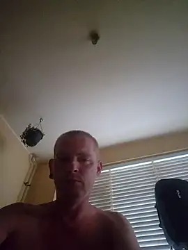 piercingpik online show from 06/23/26, 07:56