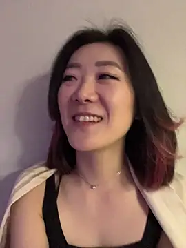 AikoYamada online show from 10/27/25, 05:55