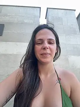 Lady LauraRose online show from 12/21/25, 07:21