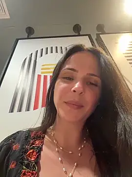 Snapshot of Lady_LauraRose chatting on 02/23/26, 02:20 Lady LauraRose online show from 02/23/26, 02:20