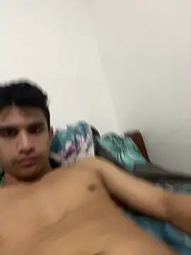 Snapshot of Camachito332 chatting on 04/02/26, 11:46 Camachito332 online show from 04/02/26, 11:46