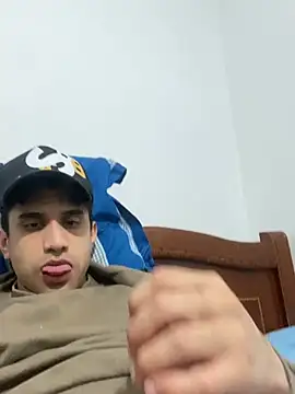 Snapshot of Camachito332 chatting on 04/10/26, 12:05 Camachito332 online show from 04/10/26, 12:05