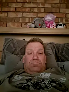 Snapshot of wallacelegend chatting on 09/11/25, 05:18 wallacelegend online show from 09/11/25, 05:18