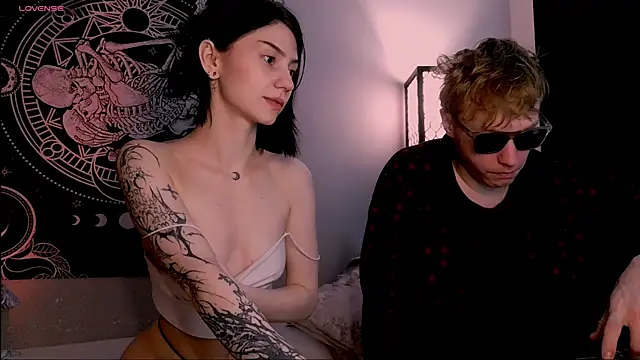 Snapshot of poisondevotion chatting on 01/11/26, 05:51 poisondevotion online show from 01/11/26, 05:51