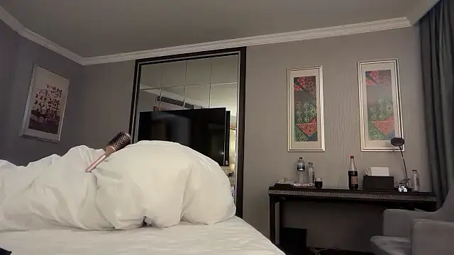 Ofcourseoneday online show from 11/10/25, 09:52