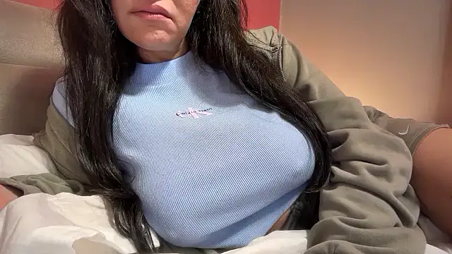 Snapshot of Ofcourseoneday chatting on 11/30/25, 09:24 Ofcourseoneday online show from 11/30/25, 09:24