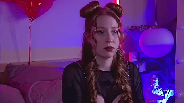 MiaEuphoria  online show from 02/18/26, 04:19