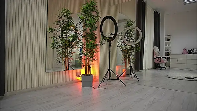 EmmaBlanco online show from 09/11/25, 05:18