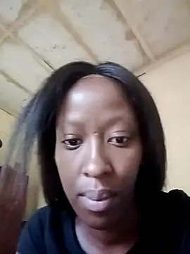 RFeltomWhitJ online show from 12/03/25, 06:32