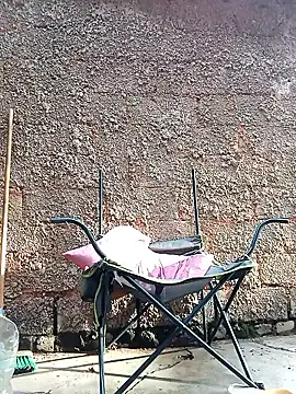 RFeltomWhitJ online show from 12/20/25, 03:30