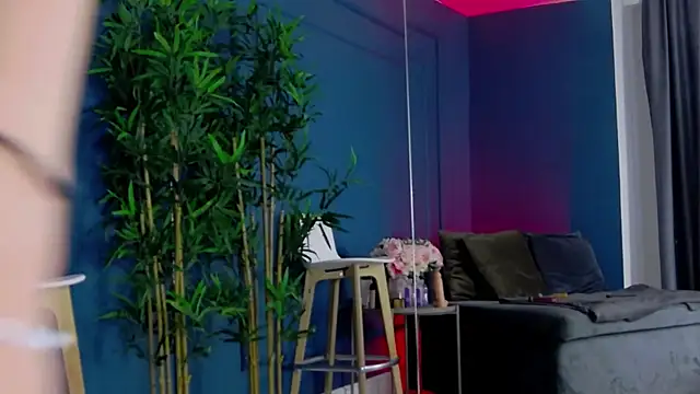 KimmDaviss online show from 11/29/25, 06:38