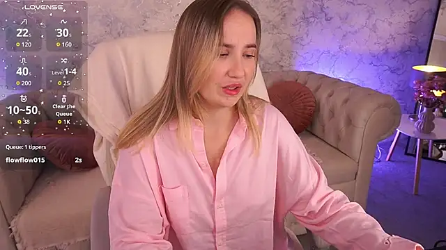 SofieBloom online show from 10/02/25, 11:45