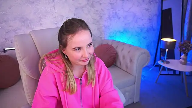 SofieBloom online show from 10/30/25, 11:38