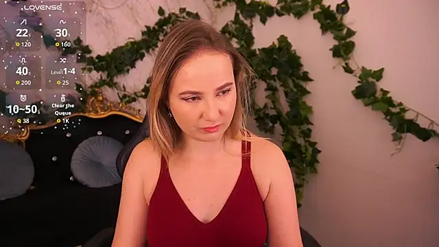 SofieBloom online show from 11/13/25, 11:25