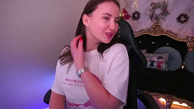 Snapshot of SofieBloom chatting on 01/06/26, 11:03 SofieBloom online show from 01/06/26, 11:03