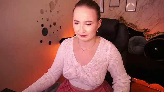 SofieBloom online show from 06/19/26, 07:28
