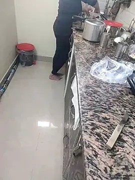 Pihu Chopra online show from 11/11/25, 03:39