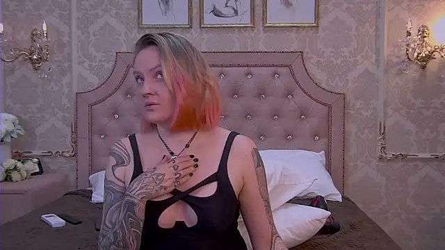 Kate Storm online show from 10/23/25, 04:12