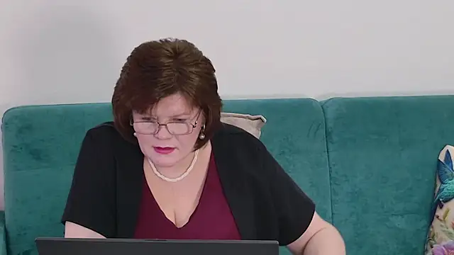 Sandra Sunrise online show from 04/25/26, 01:14
