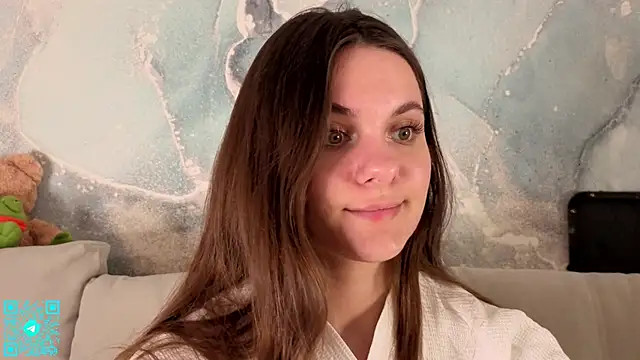 Snapshot of chloemilka chatting on 05/21/26, 05:20 chloemilka online show from 05/21/26, 05:20