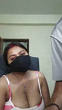 SassyWildCouple online show from 05/03/26, 04:24
