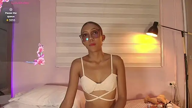 biancaa 18 online show from 11/13/25, 07:24