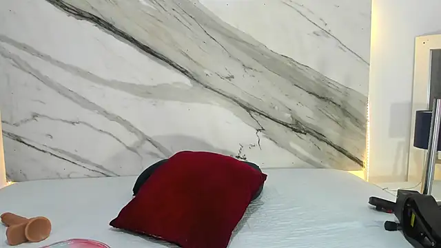 Snapshot of thamiina_ chatting on 09/10/25, 06:52 thamiina online show from 09/10/25, 06:52