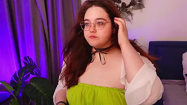 Neko Moor online show from 12/04/25, 08:50