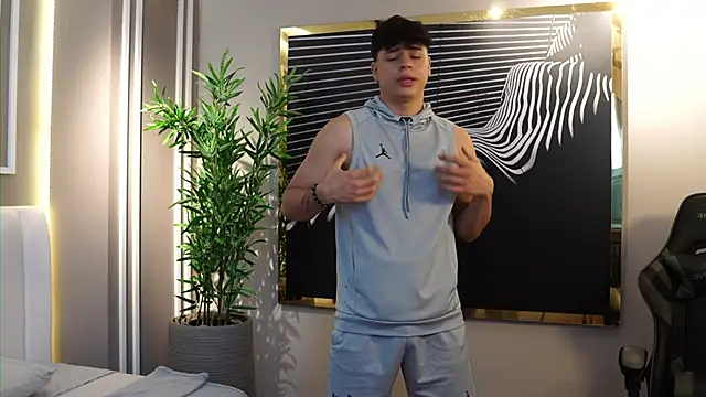 Ethan occonor online show from 11/07/25, 01:11