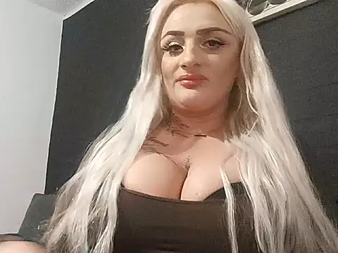 AnastasiaLips online show from 04/28/26, 08:14